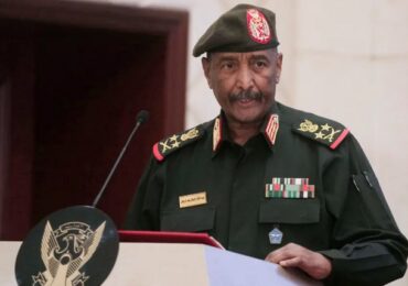 البرهان: الحرب فُرضت علينا.. وعازمون على إنهائها