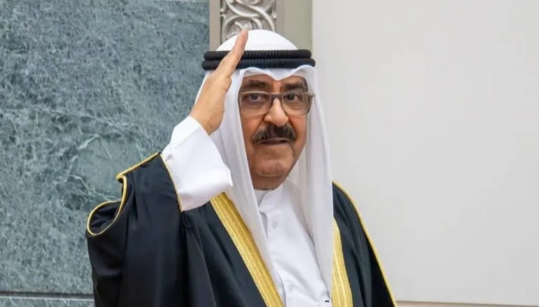 أمير الكويت للحكومة الجديدة: سنحاسب من يقصر بعمله